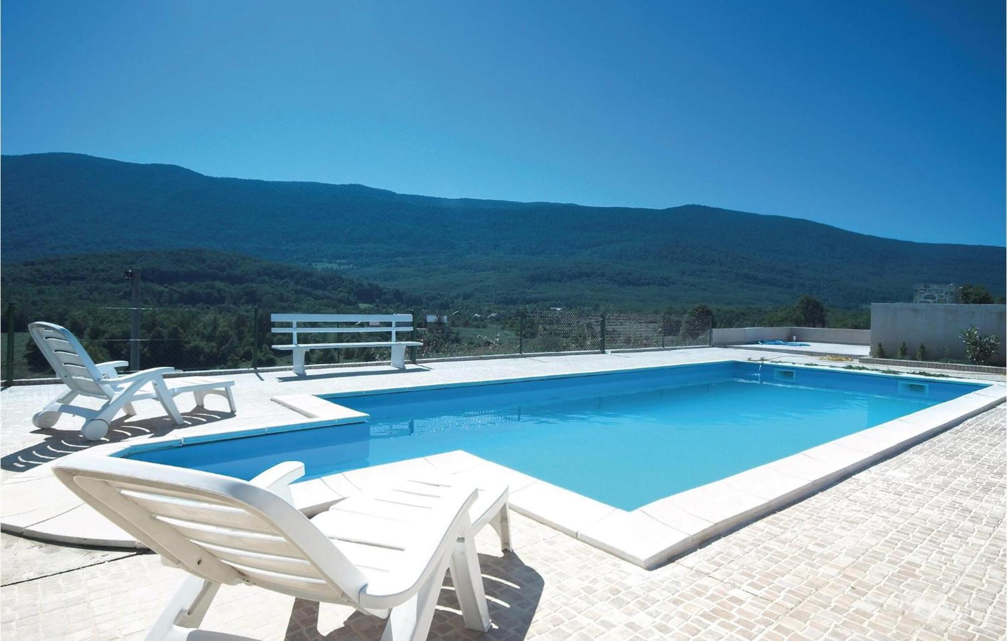 7 Bedroom Pet Friendly Home In Crni Kal Crni Kal  Luaran gambar