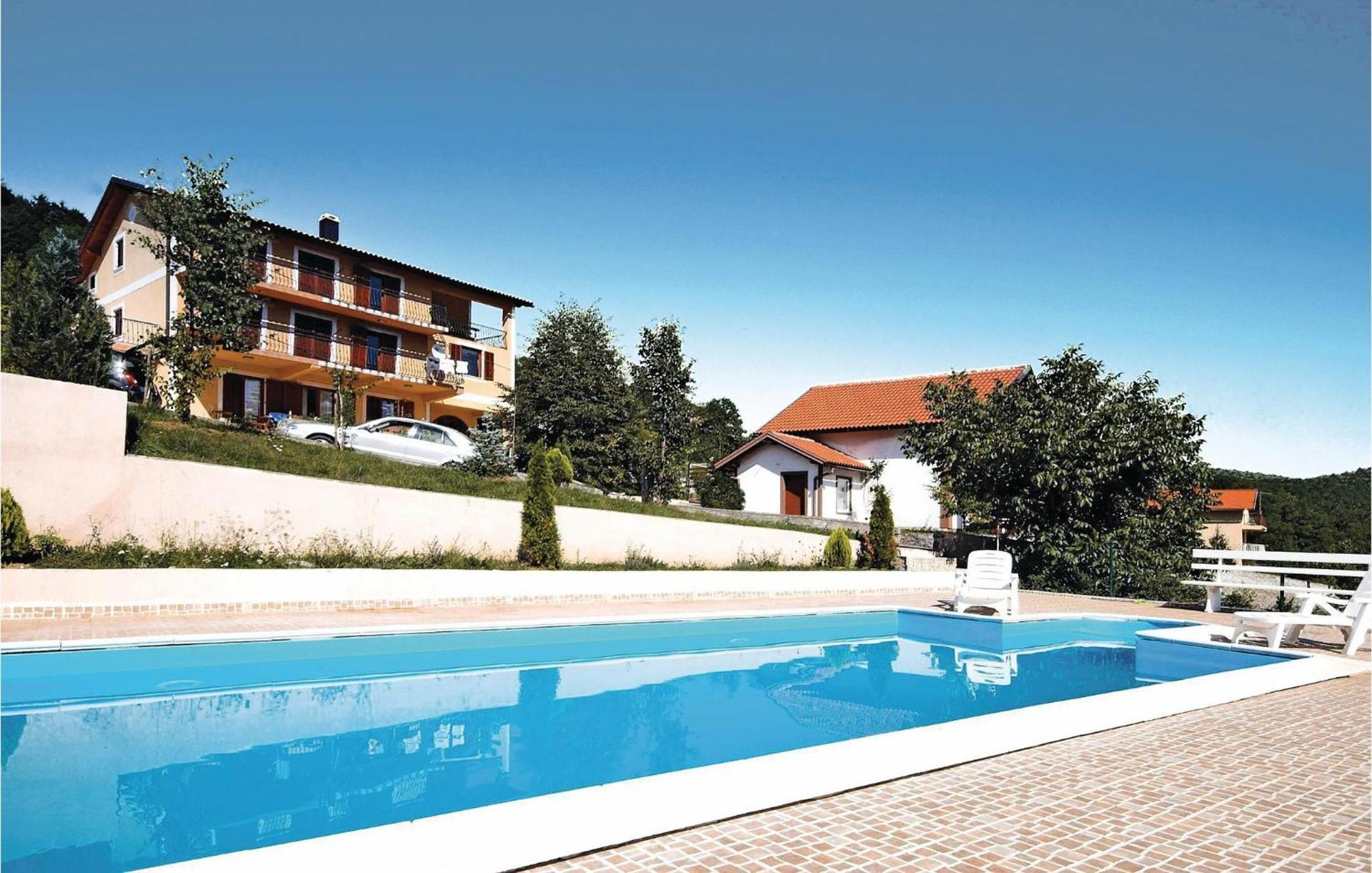 7 Bedroom Pet Friendly Home In Crni Kal Crni Kal  Luaran gambar