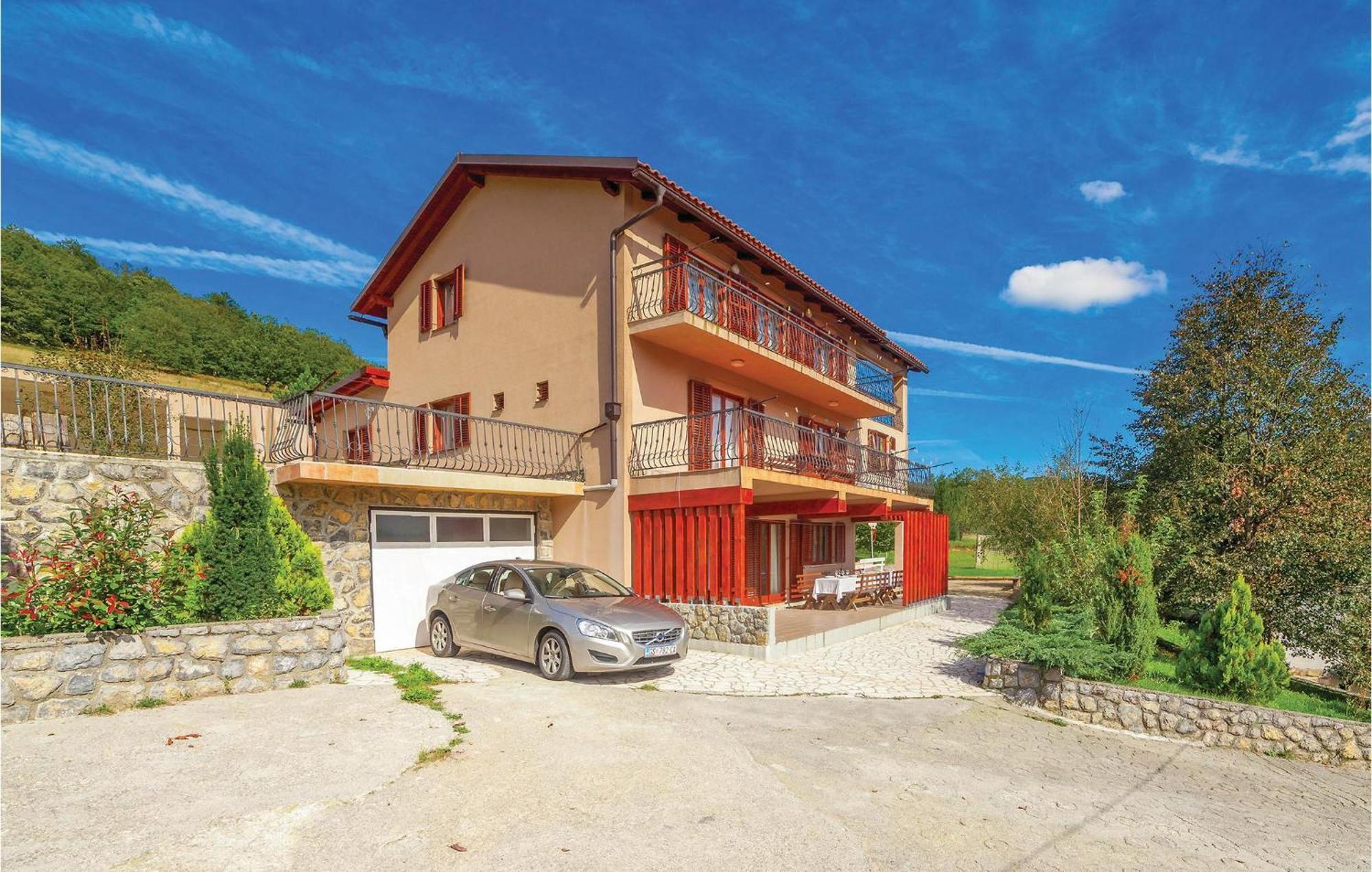 7 Bedroom Pet Friendly Home In Crni Kal Crni Kal  Luaran gambar